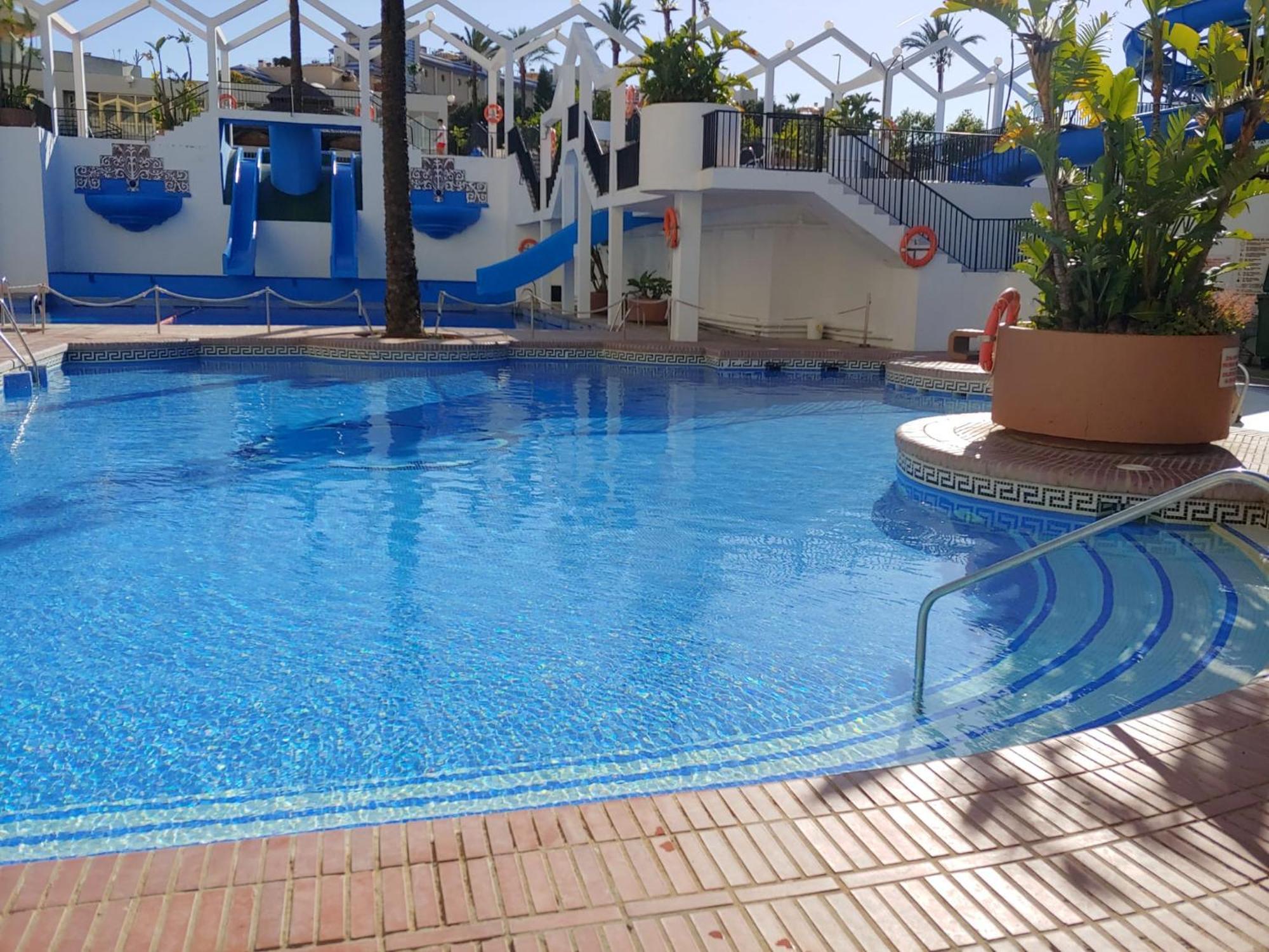 Benalbeach R&R Suite 베날마데나코스타 외부 사진